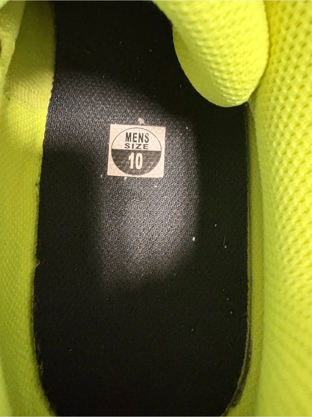Nike Reax 8 TR Mens Sz 10 Black and Neon Yellow Athletic Sneakers
